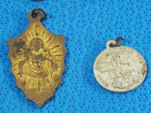 group of religious medals 022